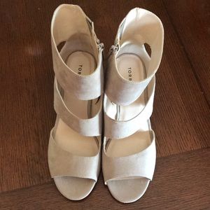 Nude sandals